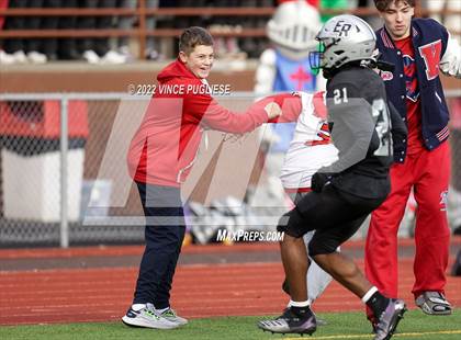 Thumbnail 3 in Kennedy Catholic vs. Emerald Ridge (WIAA 4A Semi Final) photogallery.