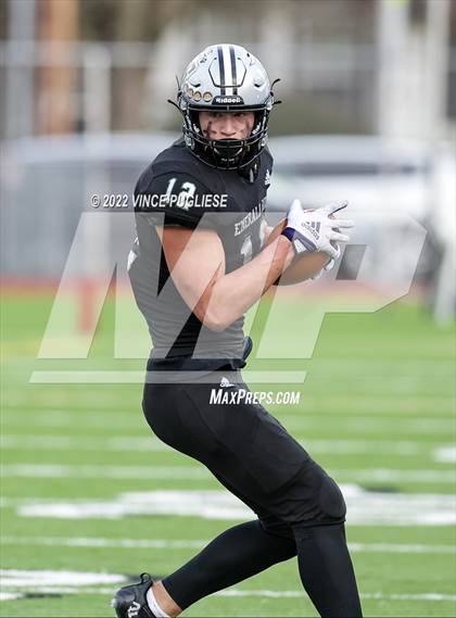 Thumbnail 1 in Kennedy Catholic vs. Emerald Ridge (WIAA 4A Semi Final) photogallery.
