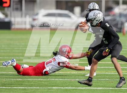 Thumbnail 1 in Kennedy Catholic vs. Emerald Ridge (WIAA 4A Semi Final) photogallery.