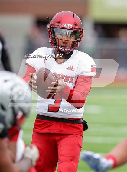 Thumbnail 2 in Kennedy Catholic vs. Emerald Ridge (WIAA 4A Semi Final) photogallery.