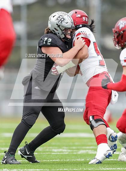 Thumbnail 1 in Kennedy Catholic vs. Emerald Ridge (WIAA 4A Semi Final) photogallery.