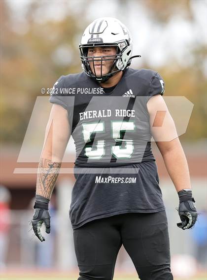 Thumbnail 3 in Kennedy Catholic vs. Emerald Ridge (WIAA 4A Semi Final) photogallery.