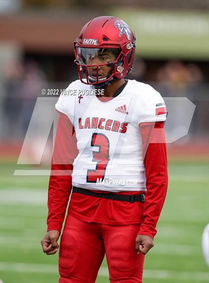 Thumbnail 2 in Kennedy Catholic vs. Emerald Ridge (WIAA 4A Semi Final) photogallery.