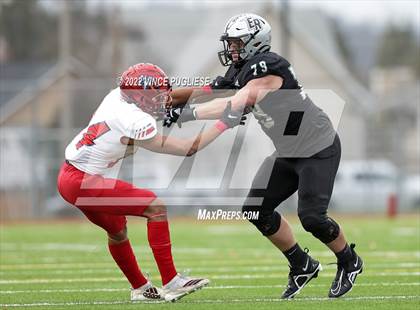 Thumbnail 3 in Kennedy Catholic vs. Emerald Ridge (WIAA 4A Semi Final) photogallery.