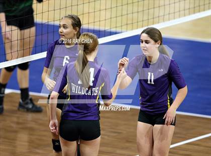 Thumbnail 2 in Fleming vs. Kit Carson (CHSAA 1A Championship) photogallery.