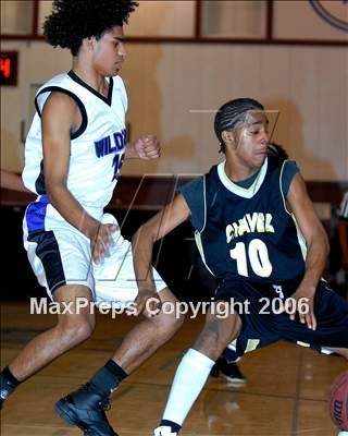 Thumbnail 3 in Chavez @ Franklin photogallery.
