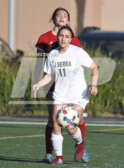 Thumbnail 1 in JSerra Catholic @ Orange Lutheran photogallery.