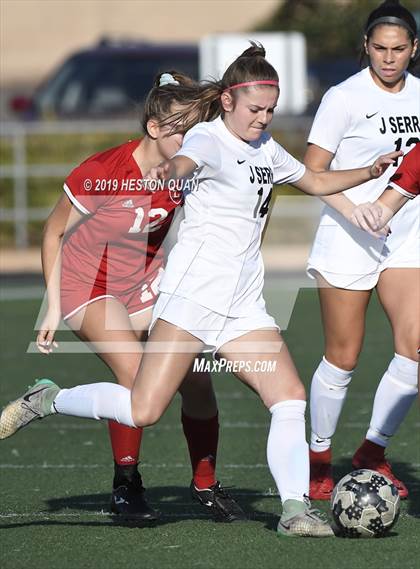 Thumbnail 3 in JSerra Catholic @ Orange Lutheran photogallery.