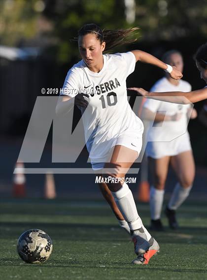 Thumbnail 3 in JSerra Catholic @ Orange Lutheran photogallery.