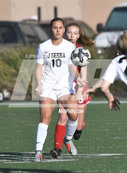 Thumbnail 3 in JSerra Catholic @ Orange Lutheran photogallery.