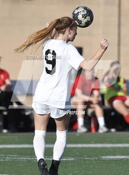Thumbnail 3 in JSerra Catholic @ Orange Lutheran photogallery.