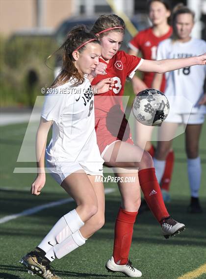 Thumbnail 3 in JSerra Catholic @ Orange Lutheran photogallery.