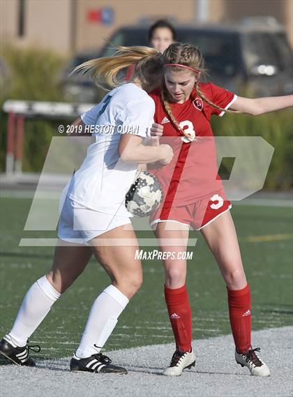 Thumbnail 1 in JSerra Catholic @ Orange Lutheran photogallery.