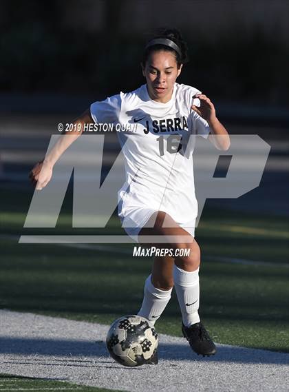 Thumbnail 3 in JSerra Catholic @ Orange Lutheran photogallery.