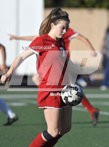 Thumbnail 3 in JSerra Catholic @ Orange Lutheran photogallery.