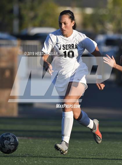 Thumbnail 1 in JSerra Catholic @ Orange Lutheran photogallery.
