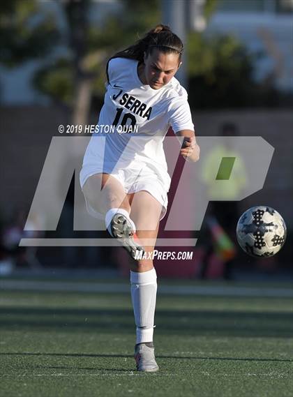 Thumbnail 2 in JSerra Catholic @ Orange Lutheran photogallery.