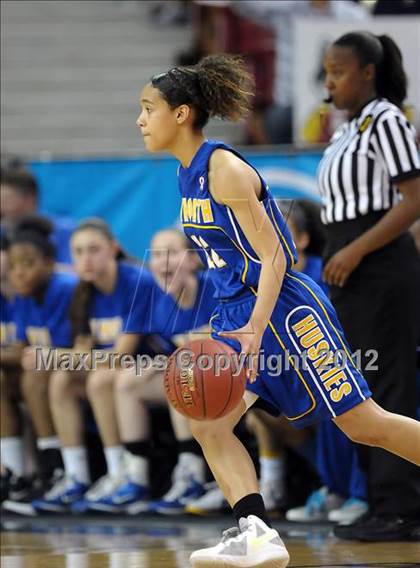 Thumbnail 3 in JW North vs. Archbishop Mitty (CIF State D2 Final) photogallery.