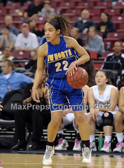 Thumbnail 1 in JW North vs. Archbishop Mitty (CIF State D2 Final) photogallery.
