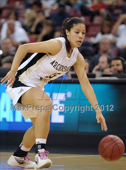 Thumbnail 3 in JW North vs. Archbishop Mitty (CIF State D2 Final) photogallery.