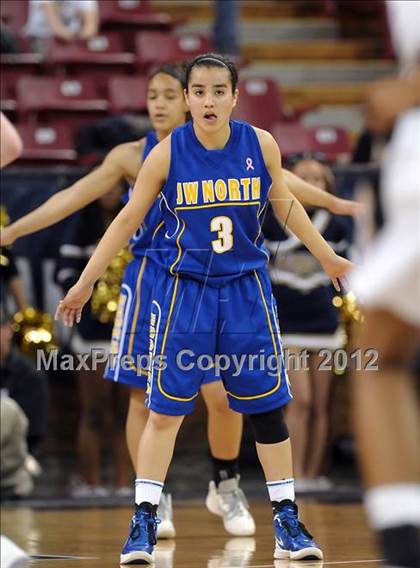 Thumbnail 2 in JW North vs. Archbishop Mitty (CIF State D2 Final) photogallery.