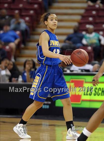 Thumbnail 1 in JW North vs. Archbishop Mitty (CIF State D2 Final) photogallery.