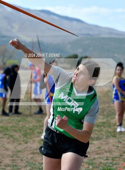 Thumbnail 3 in NMAA 2A District 5 Championships photogallery.