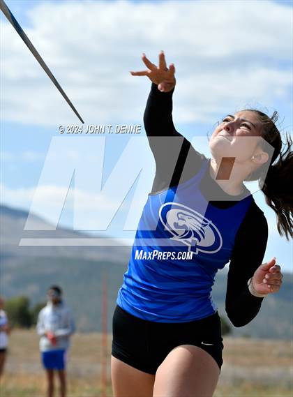 Thumbnail 3 in NMAA 2A District 5 Championships photogallery.