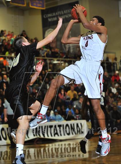 Thumbnail 3 in Webb [J. F.] vs Clinton (HighSchoolOT.com Invitational) photogallery.