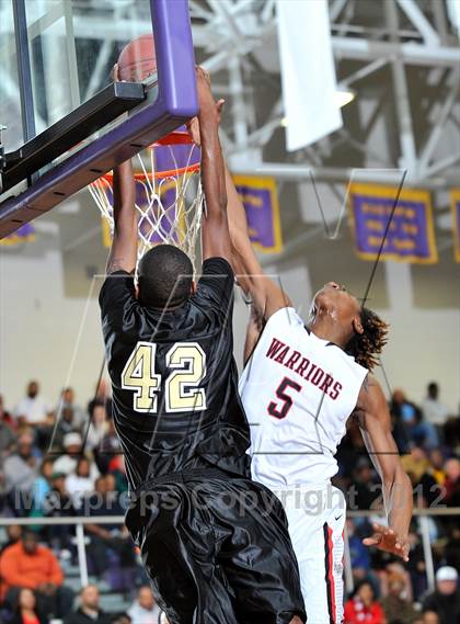 Thumbnail 1 in Webb [J. F.] vs Clinton (HighSchoolOT.com Invitational) photogallery.