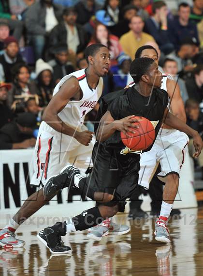 Thumbnail 3 in Webb [J. F.] vs Clinton (HighSchoolOT.com Invitational) photogallery.