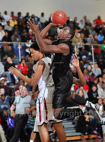 Thumbnail 2 in Webb [J. F.] vs Clinton (HighSchoolOT.com Invitational) photogallery.