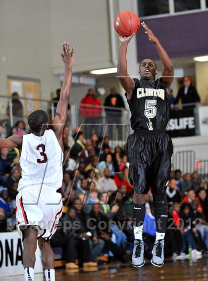 Thumbnail 1 in Webb [J. F.] vs Clinton (HighSchoolOT.com Invitational) photogallery.