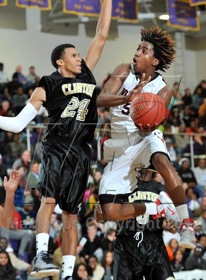 Thumbnail 3 in Webb [J. F.] vs Clinton (HighSchoolOT.com Invitational) photogallery.