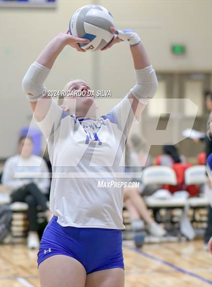 Thumbnail 3 in Needville vs Fort Bend Hightower (Needville Tournament) photogallery.