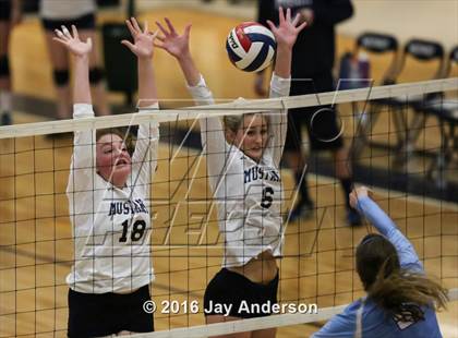 Thumbnail 2 in Medfield @ Medway photogallery.