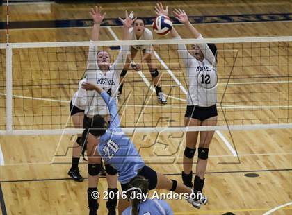 Thumbnail 2 in Medfield @ Medway photogallery.