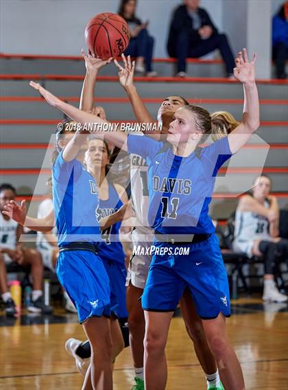 Thumbnail 3 in Davis vs. Granite Bay (Roseville Elite Showcase) photogallery.