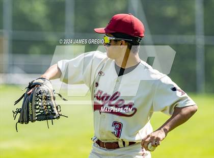 Thumbnail 2 in Laurel @ Serra Catholic (WPIAL 2A Semifinal) photogallery.