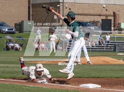 Thumbnail 1 in Laurel @ Serra Catholic (WPIAL 2A Semifinal) photogallery.