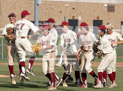Thumbnail 1 in Laurel @ Serra Catholic (WPIAL 2A Semifinal) photogallery.