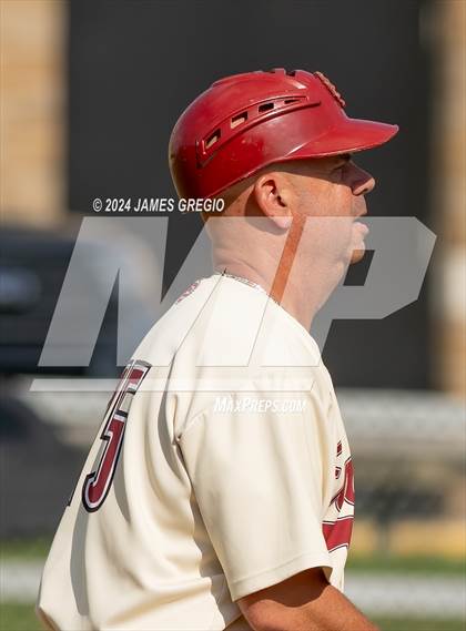 Thumbnail 1 in Laurel @ Serra Catholic (WPIAL 2A Semifinal) photogallery.