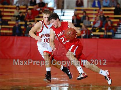 Thumbnail 2 in Maize vs. McPherson photogallery.