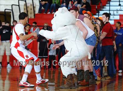 Thumbnail 2 in Maize vs. McPherson photogallery.