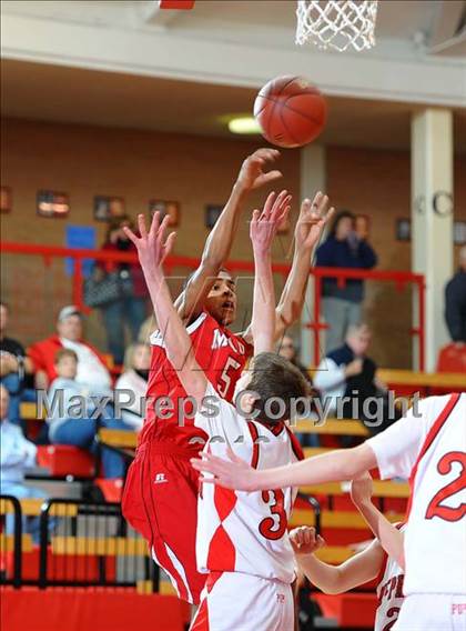 Thumbnail 3 in Maize vs. McPherson photogallery.