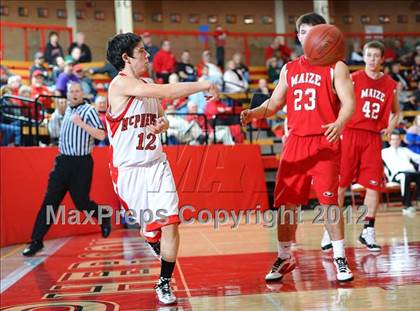 Thumbnail 2 in Maize vs. McPherson photogallery.