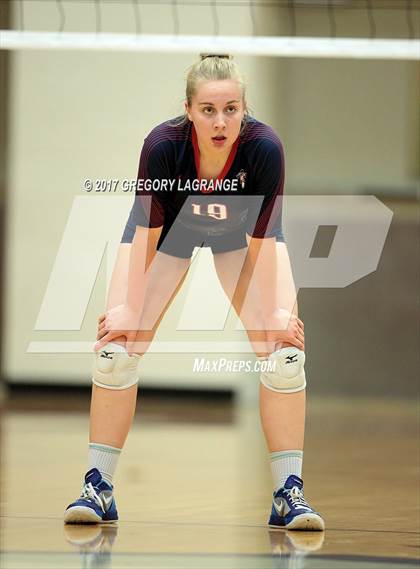 Thumbnail 2 in Independence vs Centennial photogallery.