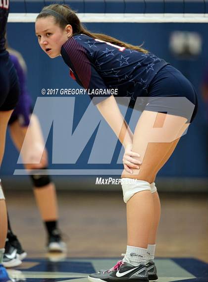 Thumbnail 1 in Independence vs Centennial photogallery.