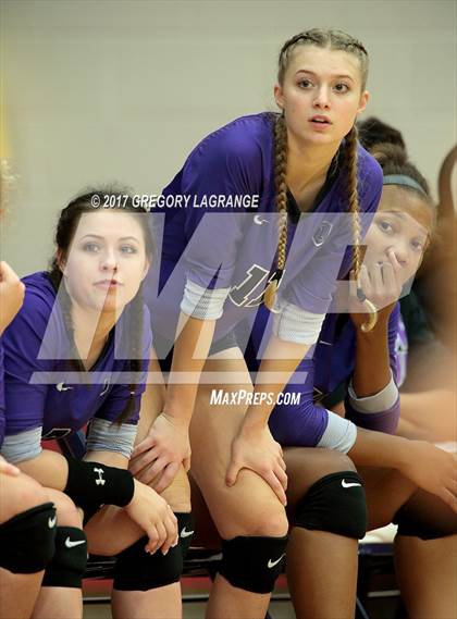 Thumbnail 2 in Independence vs Centennial photogallery.