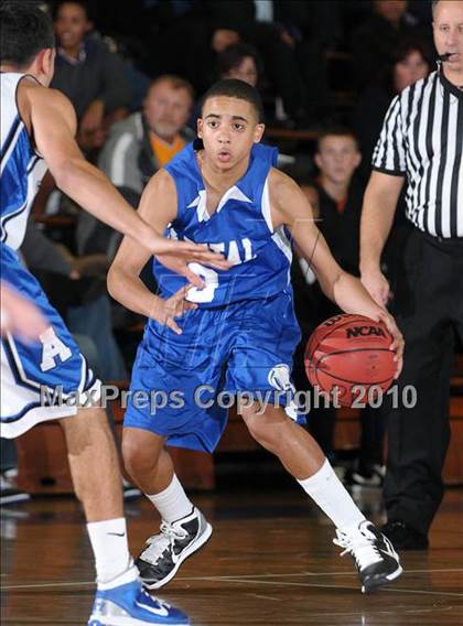 Thumbnail 3 in Capital Christian vs. Analy (St. Hope Classic) photogallery.